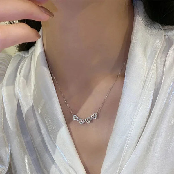 Women’s Heart Magnetic Pendant Necklace
